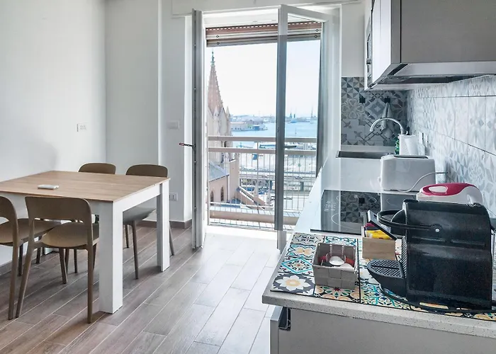 Host - Finestra Sul Mare Apartmán *